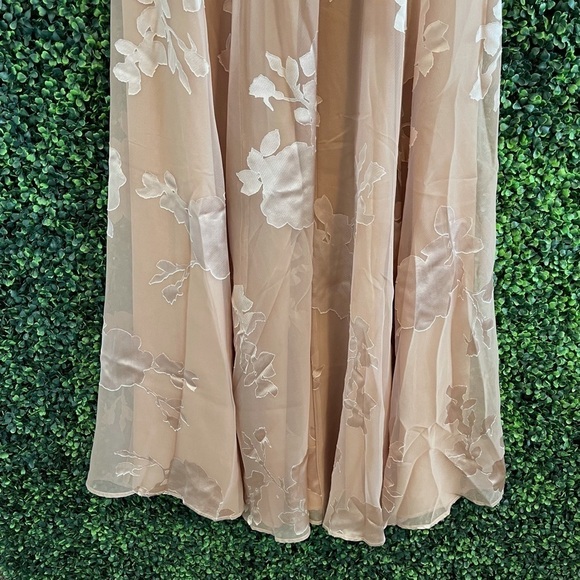 Show me your Mumu Jenn Otherwise Engaged Maxi - Picture 8 of 13